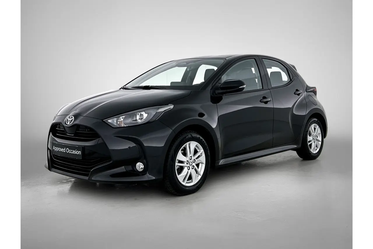 Toyota Yaris 1.5 Hybrid Active + Winter Pack 2025, foto 1