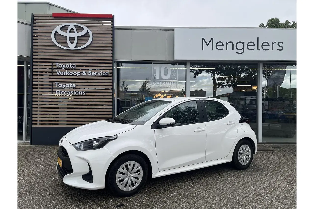 Toyota Yaris 1.5 Hybrid 115 Comfort 2025, foto 1