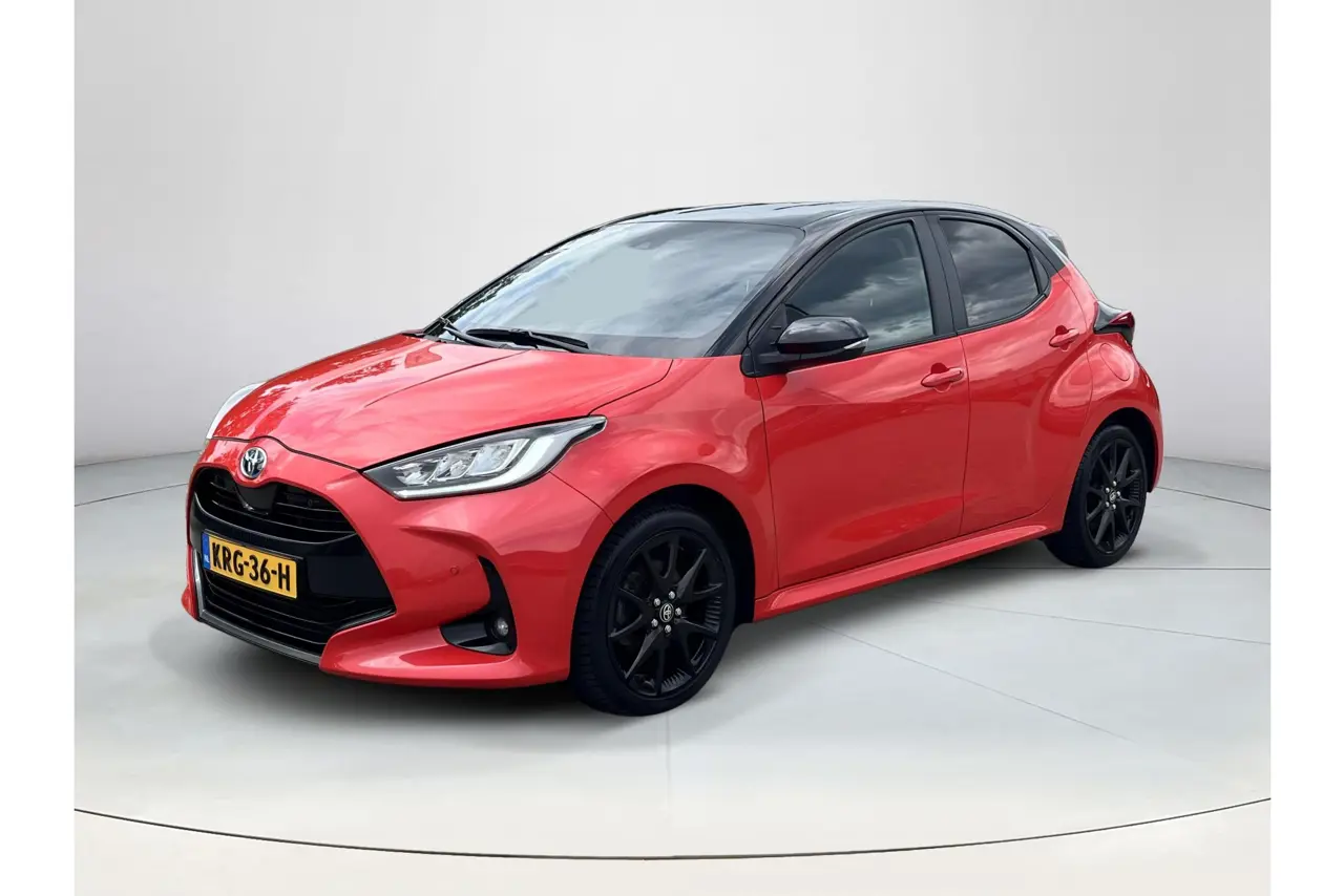Toyota Yaris 1.5 Hybrid Executive 2022, foto 1
