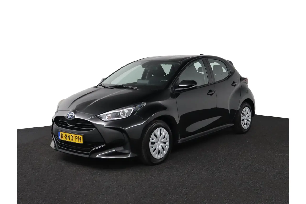 Toyota Yaris 1.5 Hybrid Active 2022, foto 1