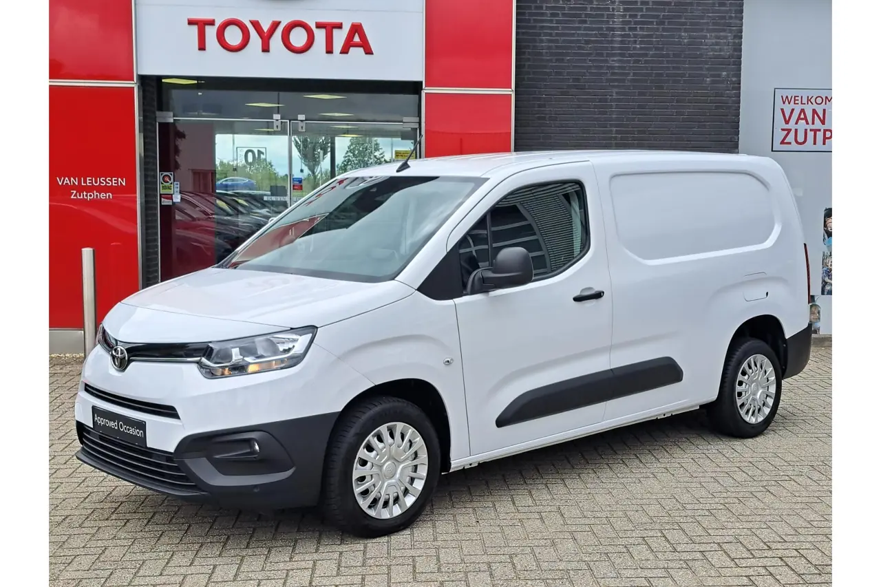 Toyota Proace City 1.5 D-4D Cool L2 2024, foto 1