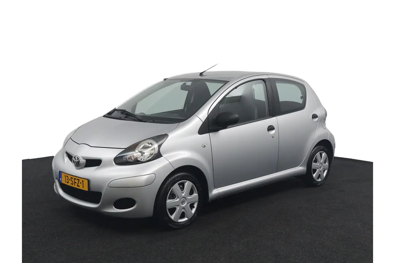 Toyota Aygo 1.0-12V Now 2011, foto 1