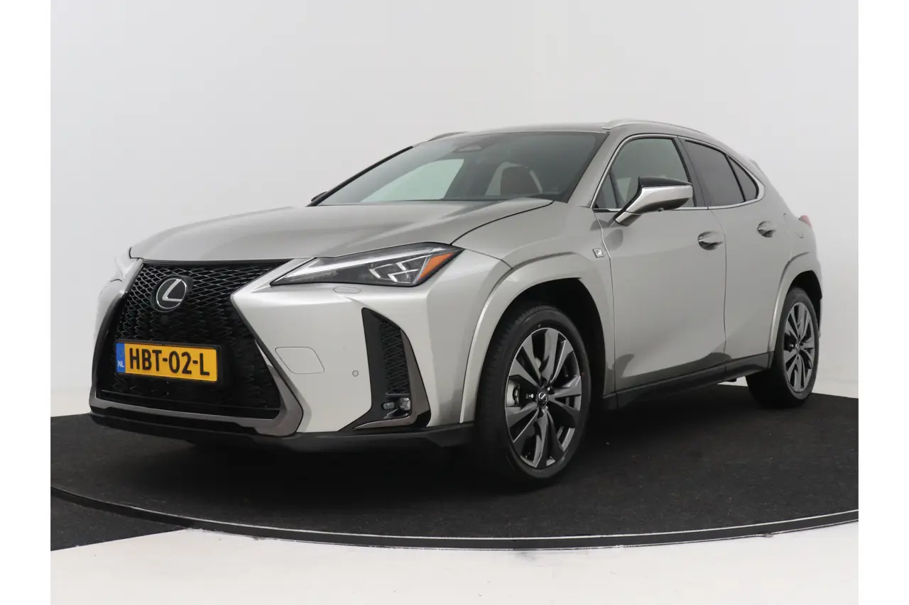 Lexus UX 300H F Sport Line 2025, foto 1