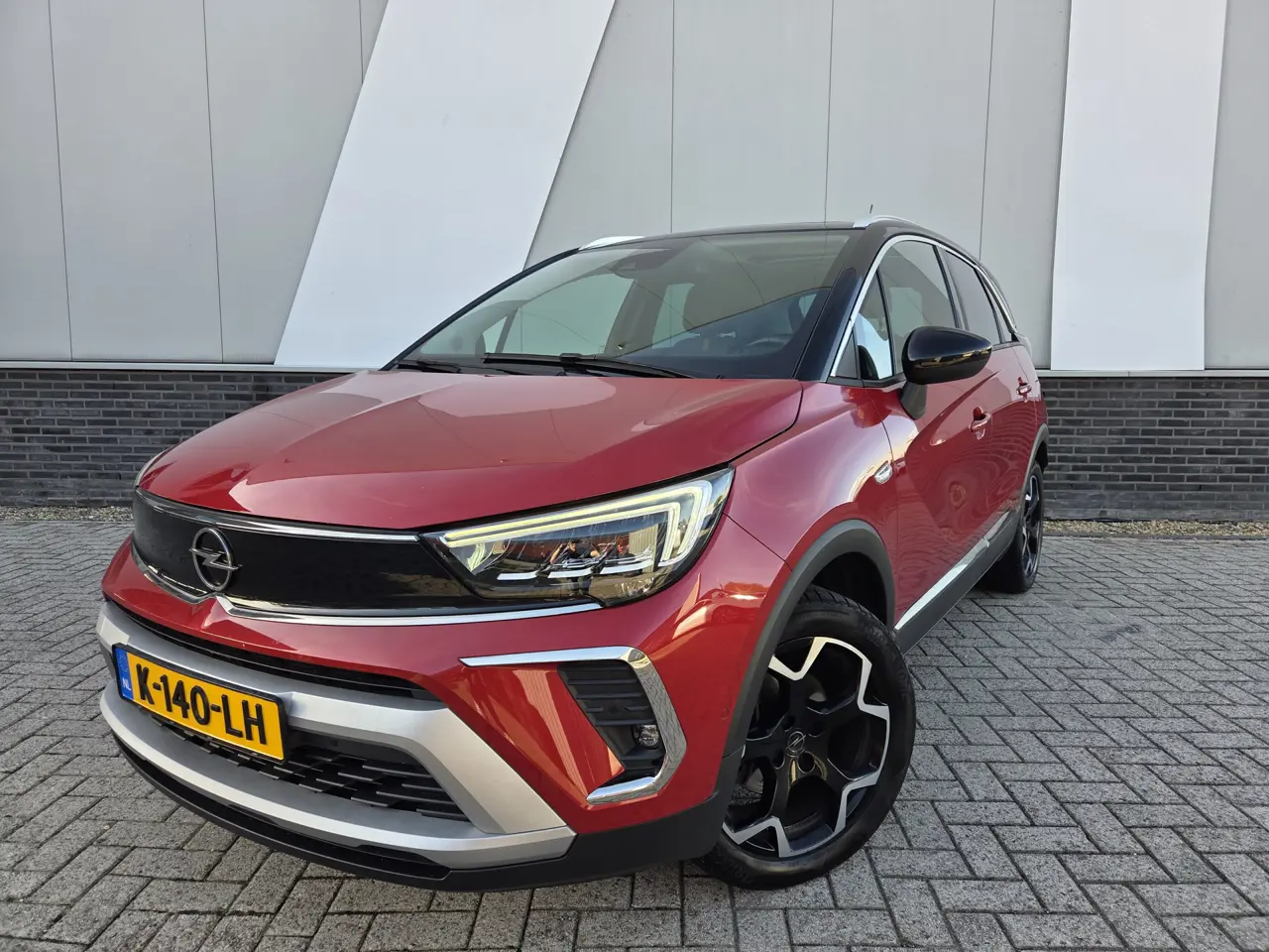 Opel Crossland 1.2 Turbo 131Pk Ultimate Automaat Panodak Pdc V+A Climaat Cruise Half Leder Dode Hoek Detectie Apple 2021, foto 1