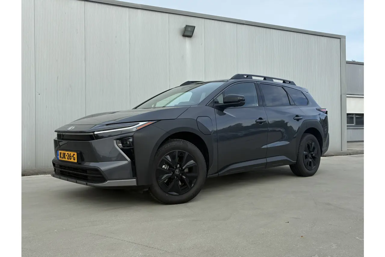 Toyota bZ4X Executive AWD 75 kWh Automaat 2026, foto 1