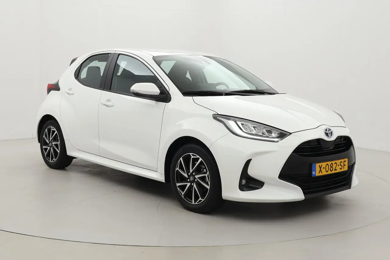 Toyota Yaris 1.5 Hybrid Dynamic 2024, foto 1