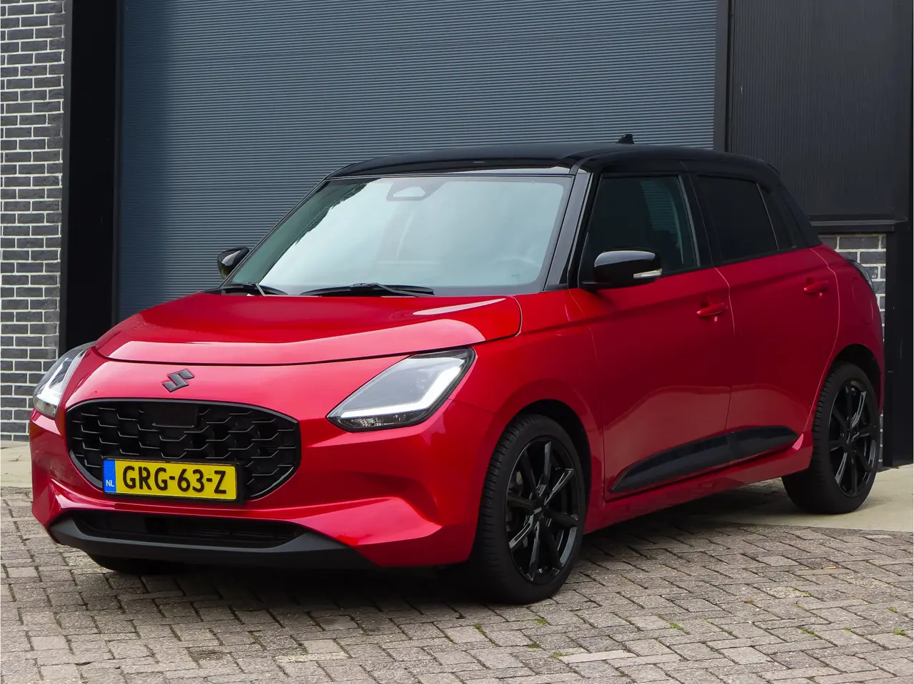 Suzuki Swift 1.2 Style Automaat CVT "Black Edition" All Season Banden 2024, foto 1