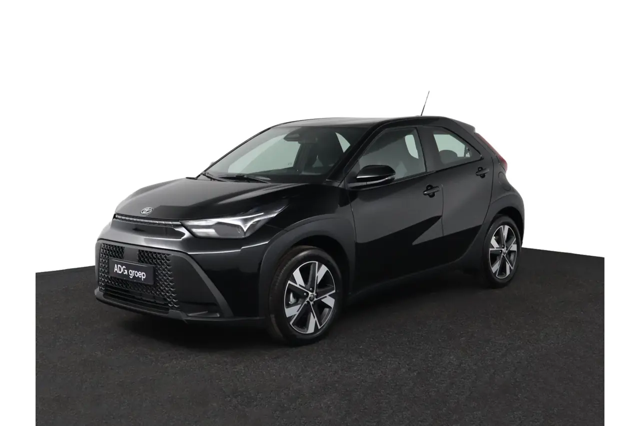 Toyota Aygo X Hybrid 115 Play 2026, foto 1