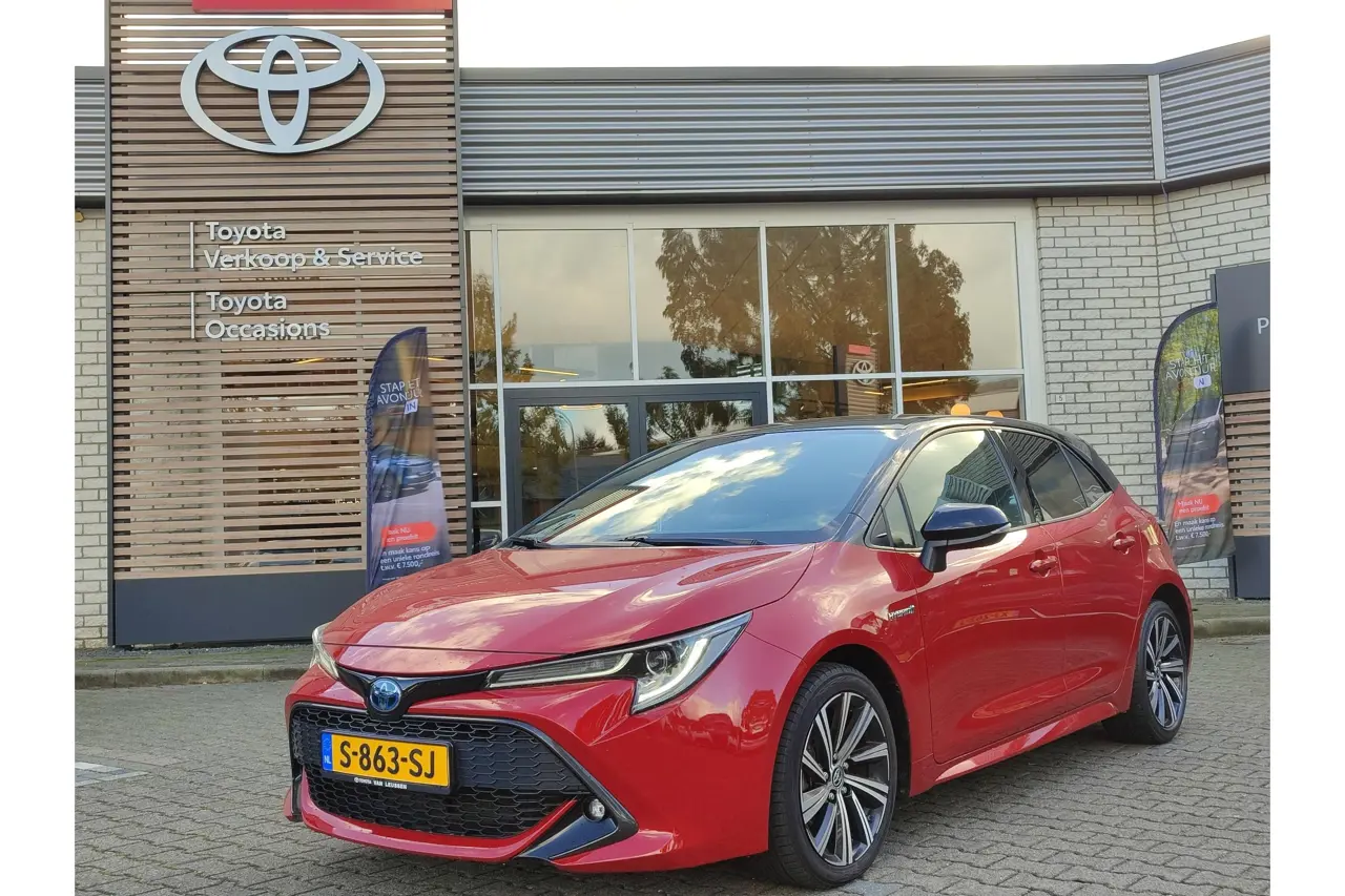 Toyota Corolla 1.8 Hybrid Style 2020, foto 1
