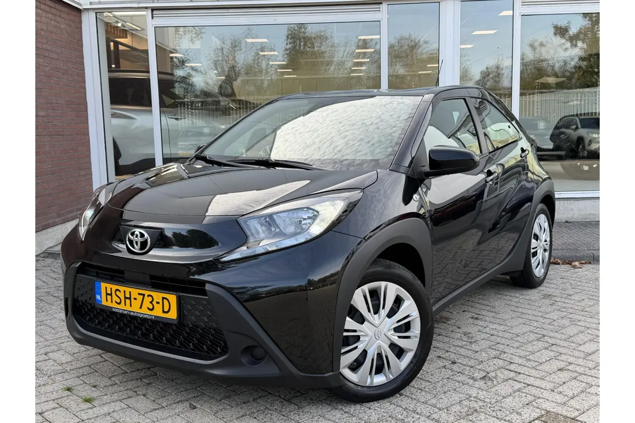 Toyota Aygo X 1.0 VVT-i Mt Play 2025, foto 1