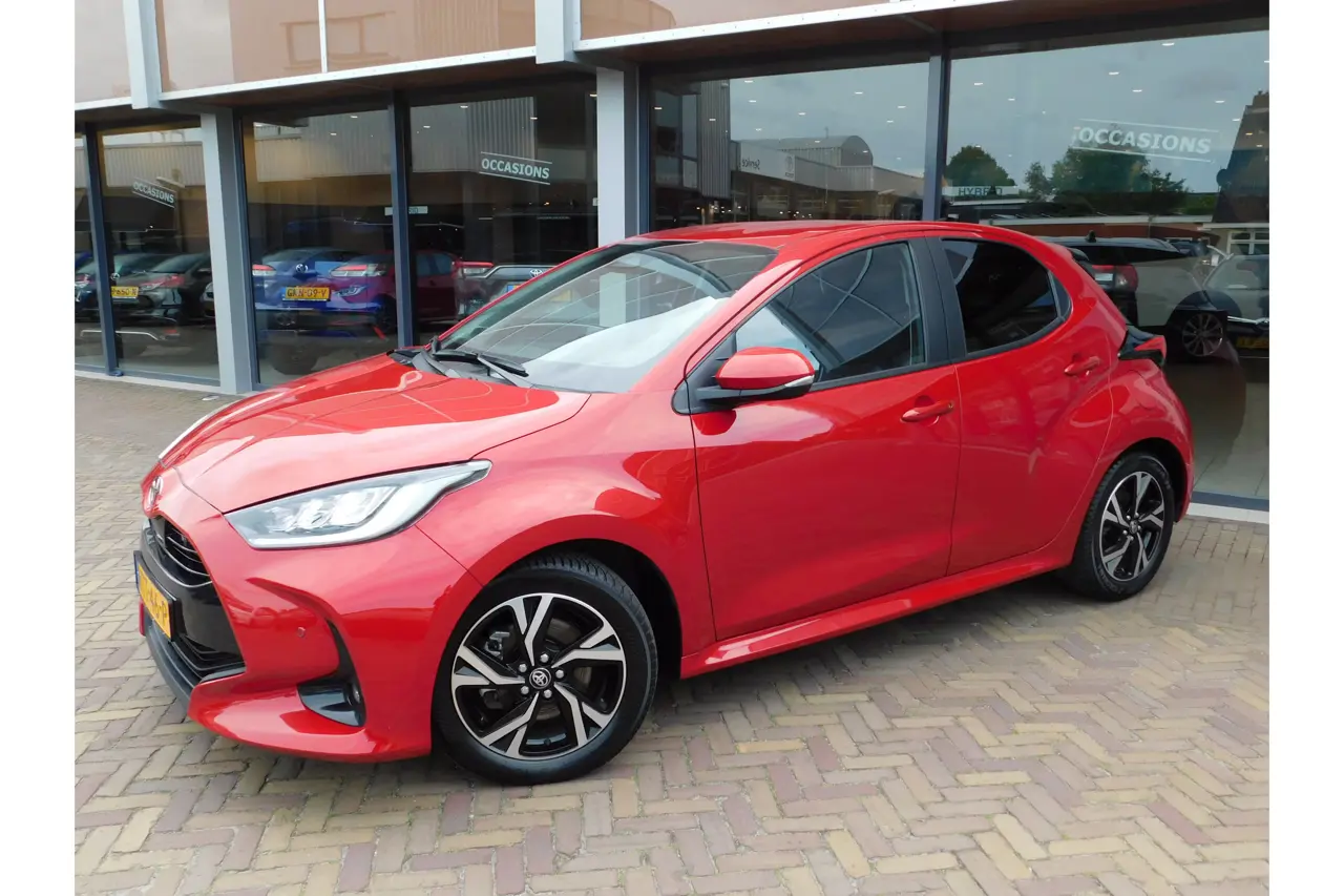 Toyota Yaris 1.5 Hybrid 115 Dynamic Comfort Pack 2025, foto 1