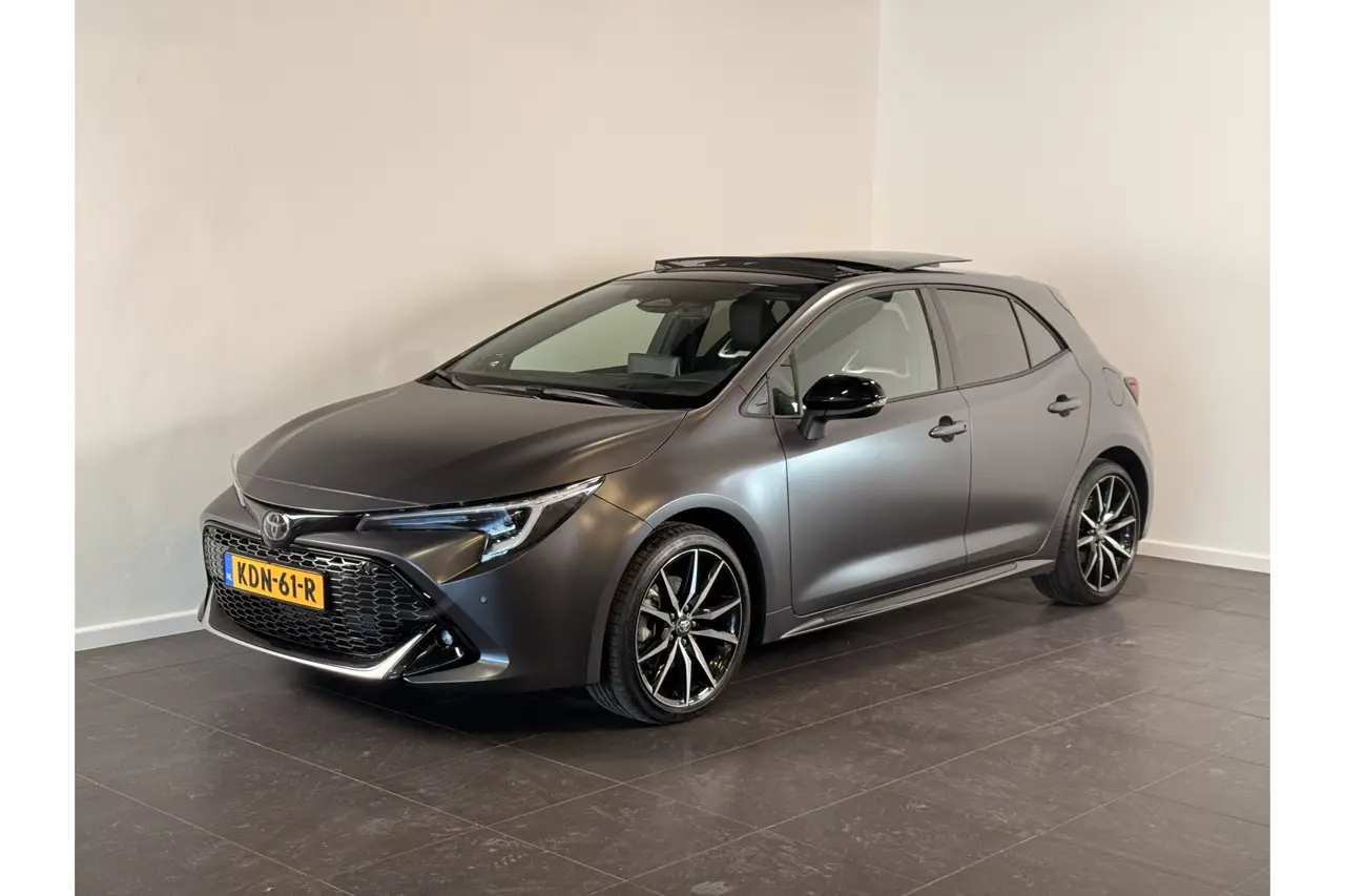 Toyota Corolla Hybrid 180 Gr Sport Kage 2026, foto 1