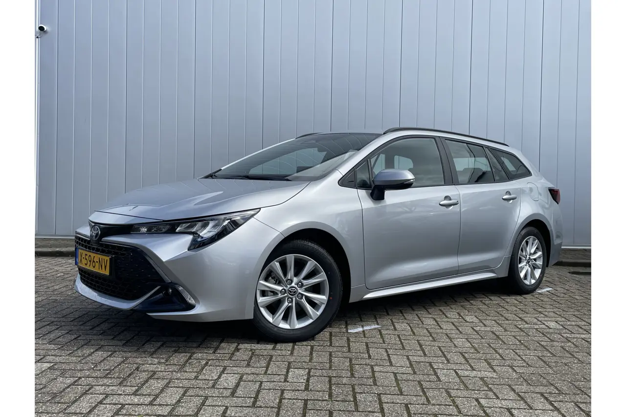 Toyota Corolla Touring Sports Hybrid 140 Active Nieuw Demo 140Pk Nl Auto Direct Leverbaar! Navi Carplay Clima Cruise 2024, foto 1