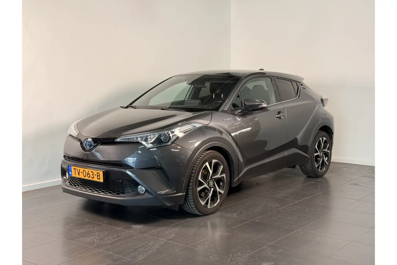 Toyota C-HR 1.8 Hybrid Style 2018, foto 1